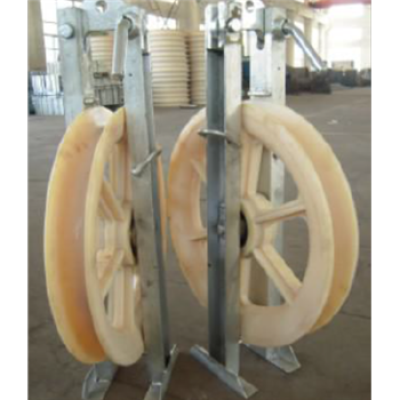 PULLY NHỰA KÉO CÁP MỘT RÃNH
